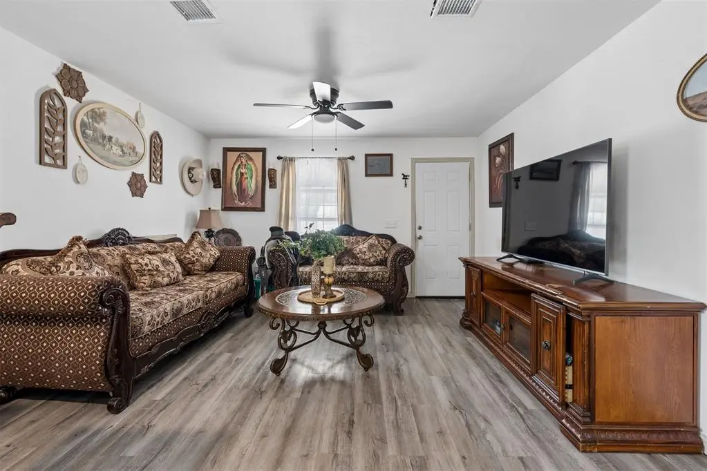 12 SE 40th ST, Oklahoma City, OK 73129