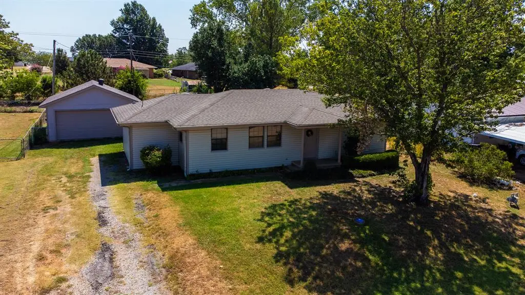 912 Birch ST, Wellston, OK 74881