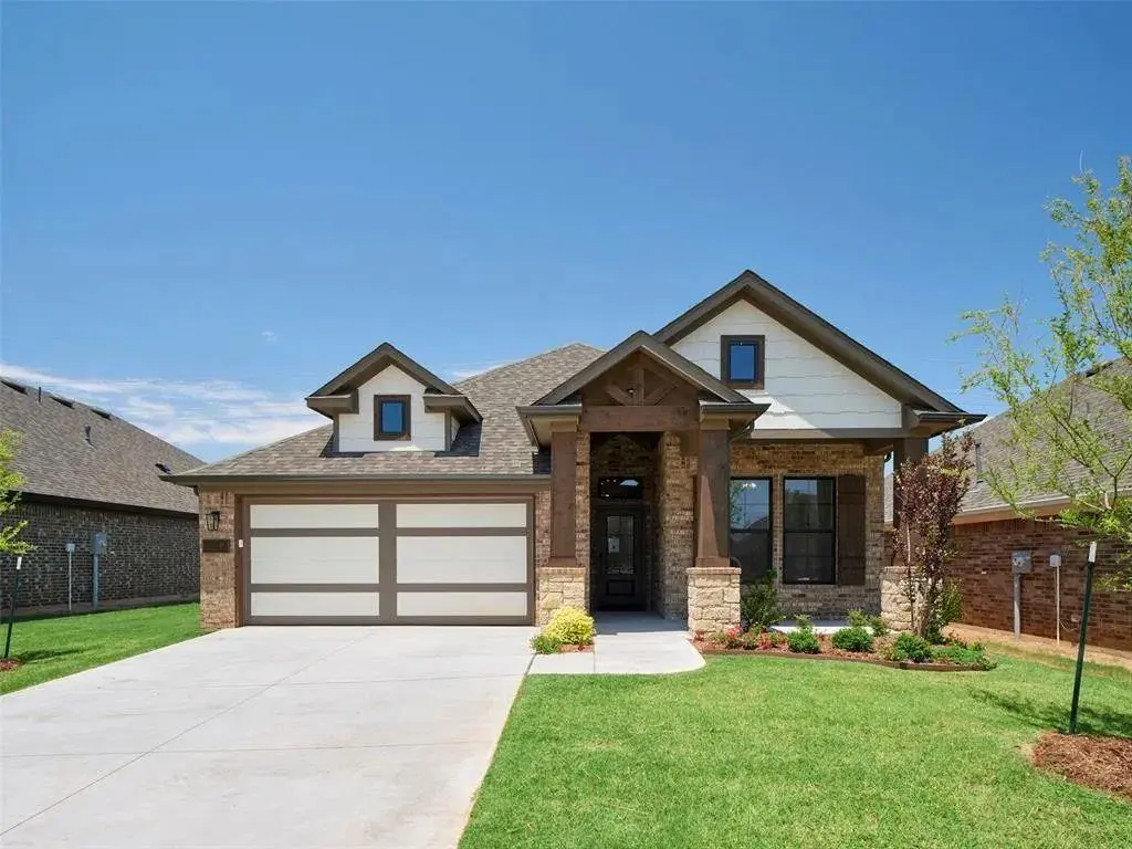 7917 NW 163rd ST, Edmond, OK 73013