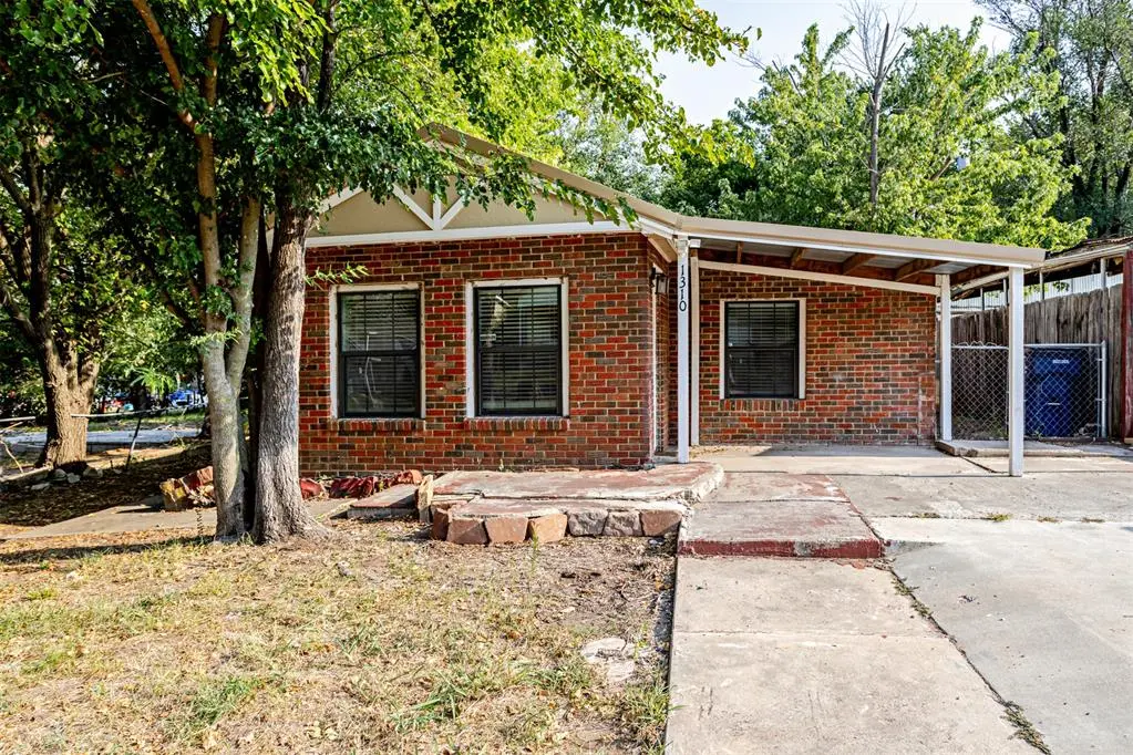 1310 E Parker ST, Shawnee, OK 74801