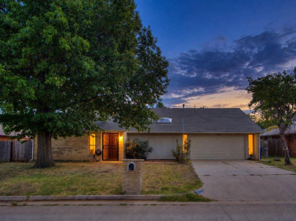 10204 Glendover AVE, Oklahoma City, OK 73162