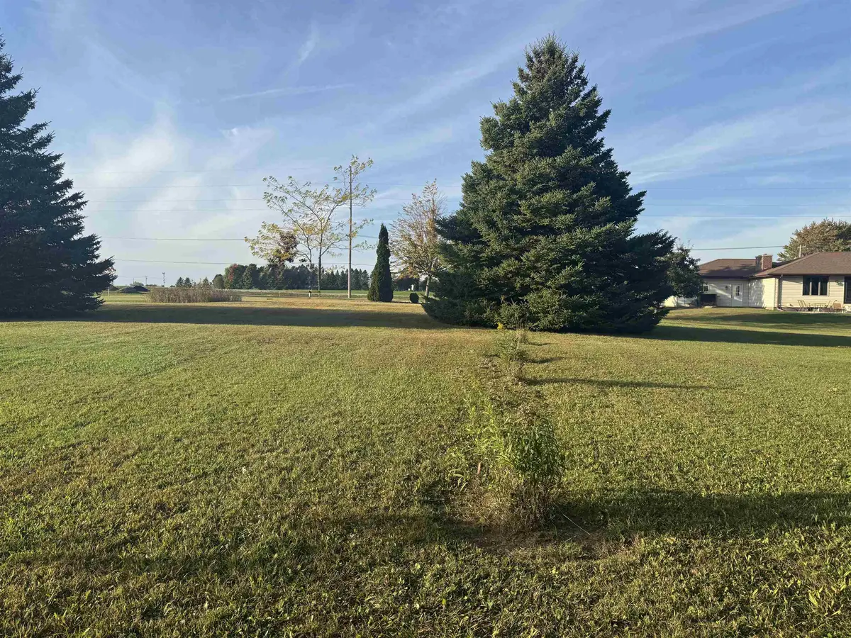 1724 JEFFERSON ST, Algoma, WI 54201
