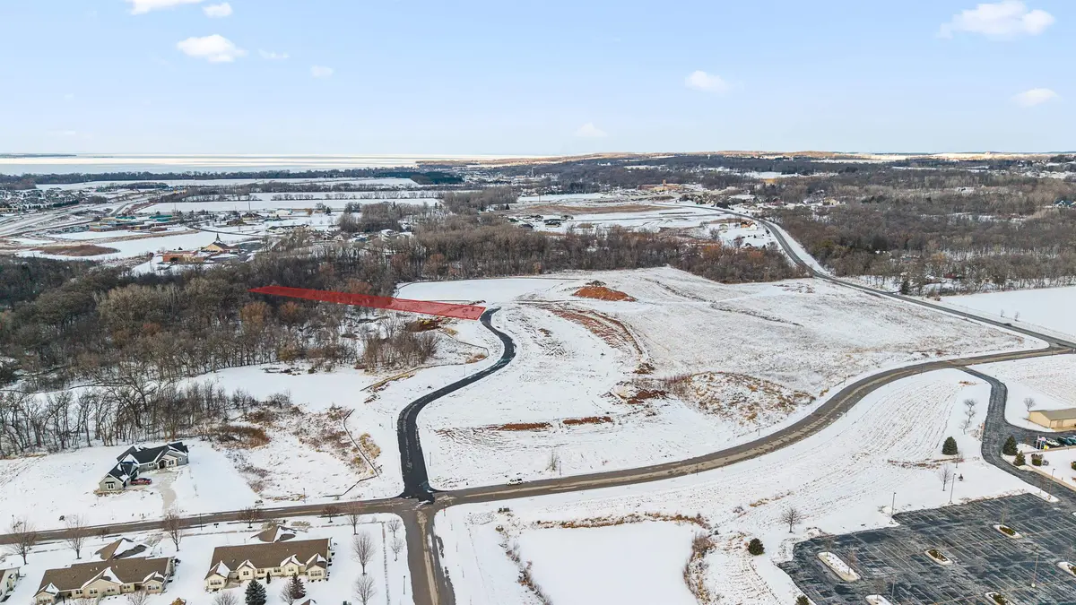 214 HIDDEN VALLEY CIR #7, Fond Du Lac, WI 54937