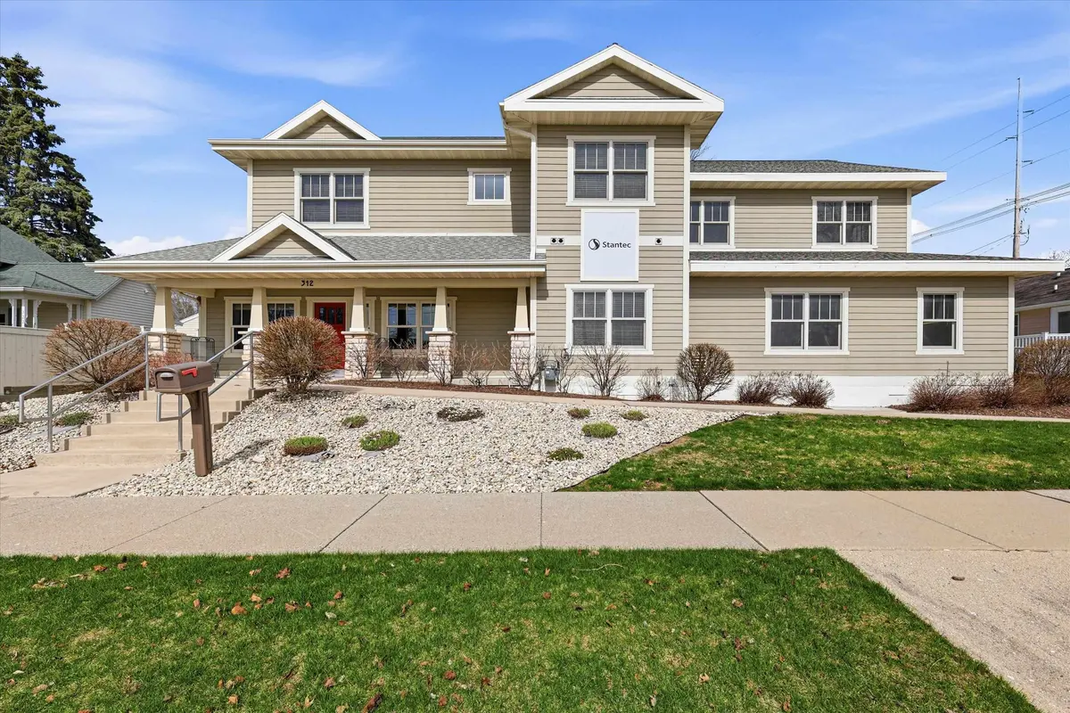 312 N 5TH AVE, Sturgeon Bay, WI 54235