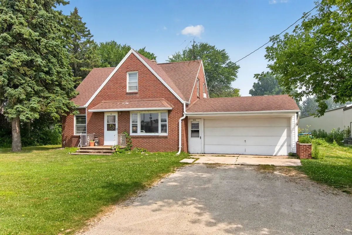 304 W NORTHLAND AVE, Appleton, WI 54911