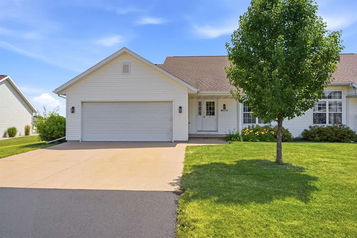 N9678 HOPFENSPERGER RD, Appleton, WI 54915