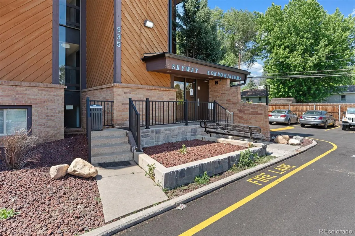 935 Saturn DR #117, Colorado Springs, CO 80905