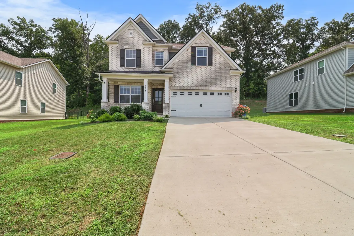 1055 Ross Farms Blvd, Clarksville, TN 37043