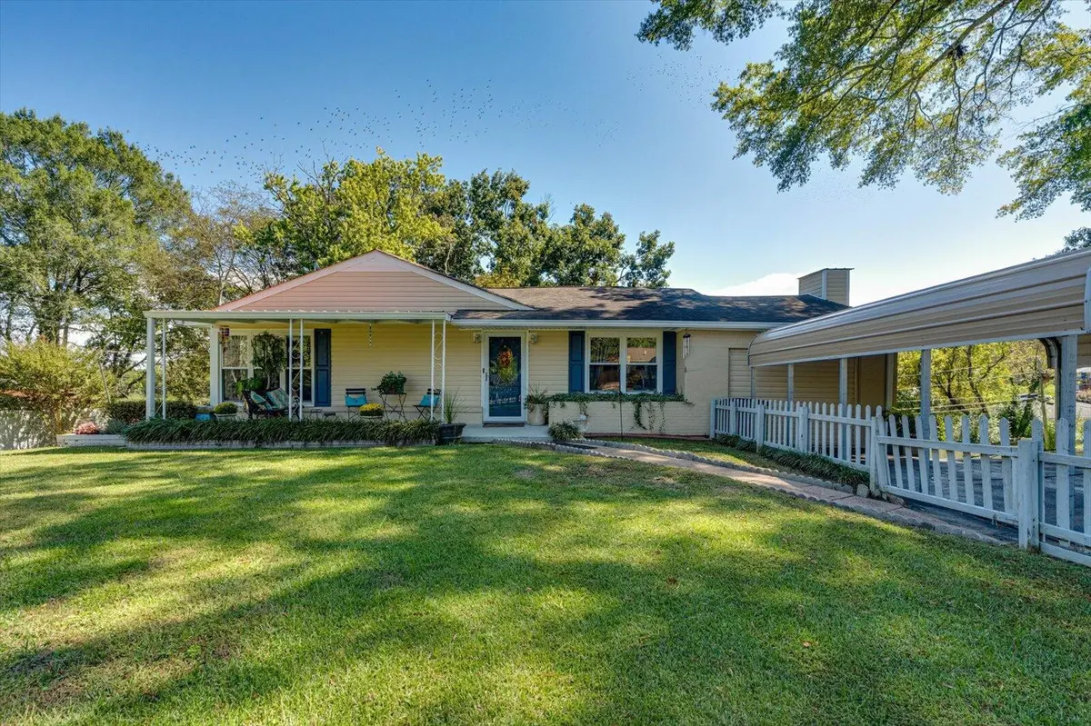 1306 Reeves Avenue, Chattanooga, TN 37412