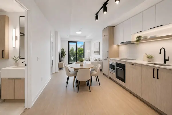 91 Montclair AVE #616, Toronto C03, ON M5P 0B1