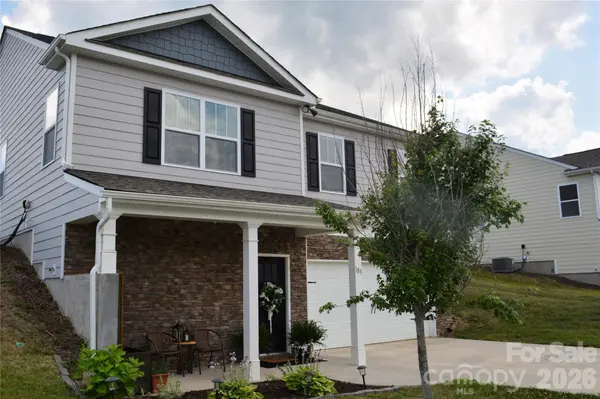 183 Marathon LN, Candler, NC 28715
