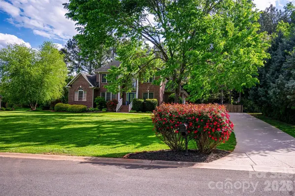435 Crowders Bluff CT, Clover, SC 29710