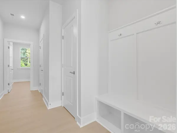 323 Ardmore DR, Belmont, NC 28012