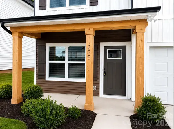 205 E Rice ST, Landis, NC 28088