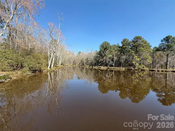 3227 Legend RD, Lancaster, SC 29720