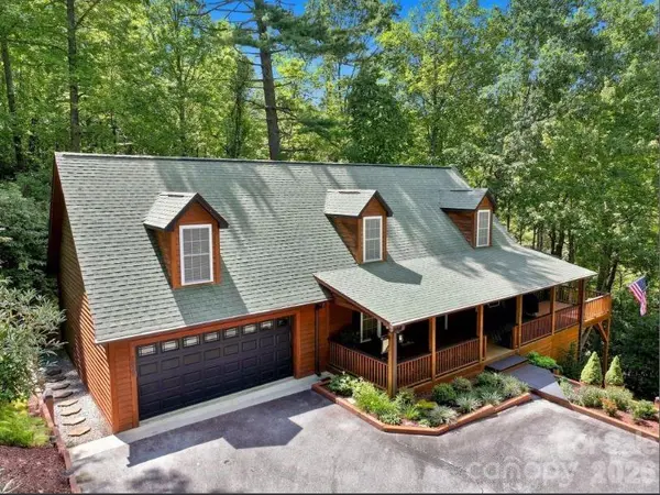 130 Cherokee CIR, Lake Toxaway, NC 28747