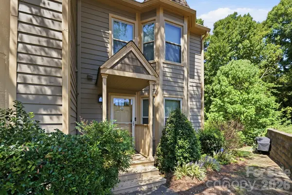 13820 Queens Harbor RD, Charlotte, NC 28278