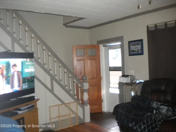 117 Throop ST, Scranton, PA 18508