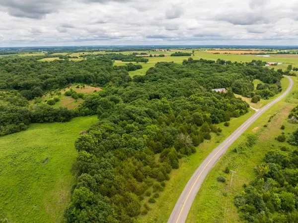 12625 WW HWY, New Cambria, MO 63558