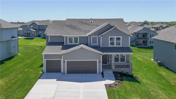 2695 W Park ST, Olathe, KS 66061