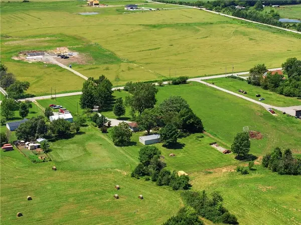 15285 Edgerton RD, Gardner, KS 66030