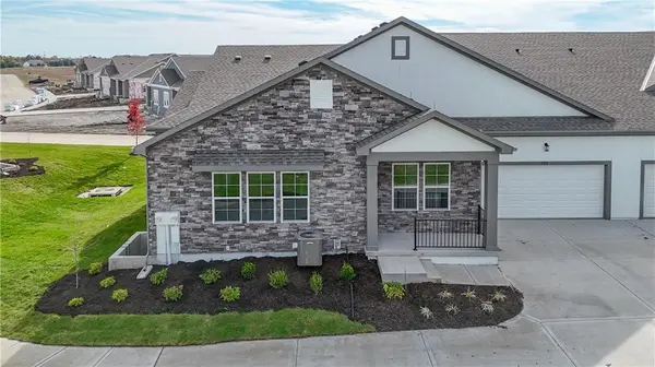 141 S Diane DR, Olathe, KS 66061