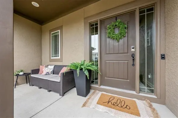 1224 Kingsland CIR, Raymore, MO 64083