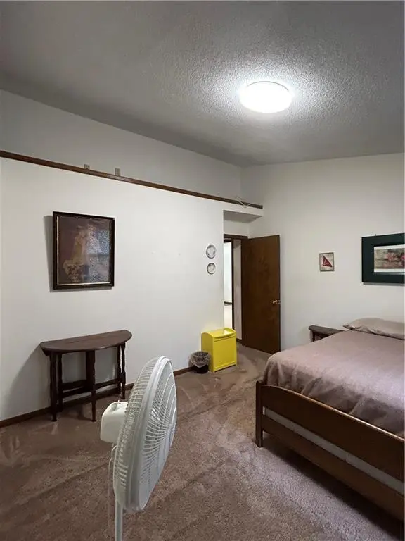 725 A & B Kiowa ST, Leavenworth, KS 66048