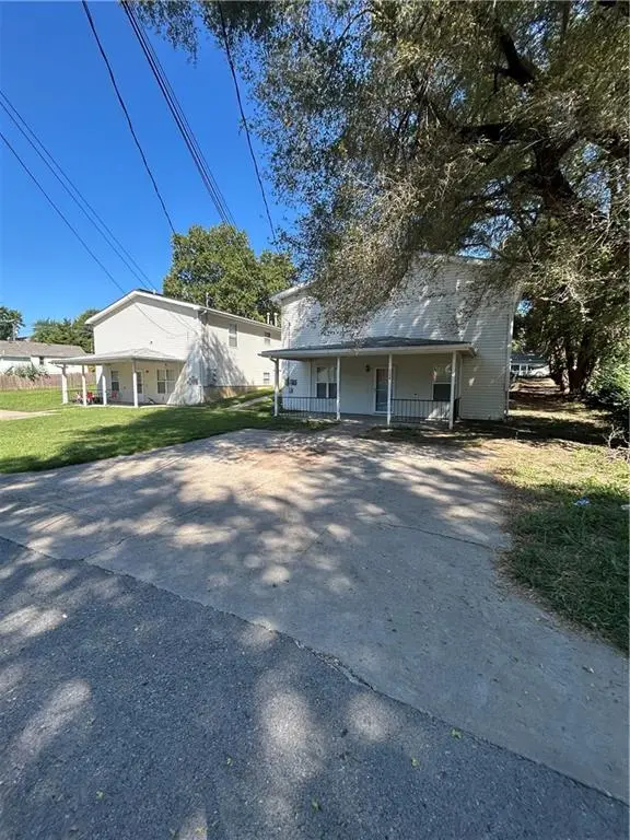 725 A & B Kiowa ST, Leavenworth, KS 66048