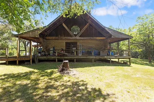 3027 Dade School RD, Odessa, MO 64076