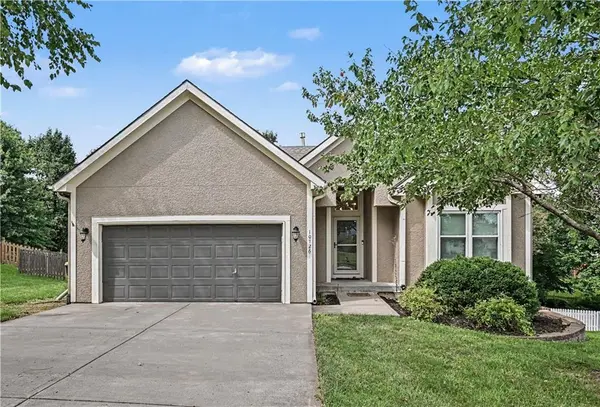 10726 N Tennessee AVE, Kansas City, MO 64157