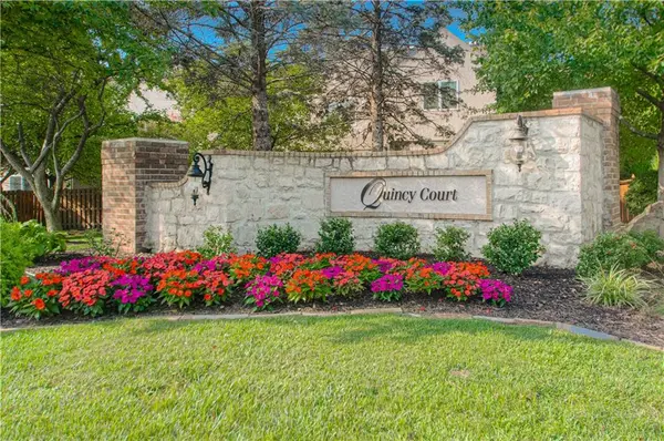 14335 Russell ST, Overland Park, KS 66223