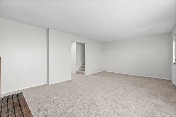 6500 E 128th ST, Grandview, MO 64030