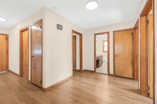 99 Clarendon AVE, Yonkers, NY 10701