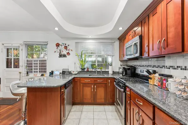 6911 Springfield BLVD, Bayside, NY 11364