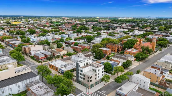 91-20 101 ave, Ozone Park, NY 11416