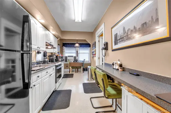 54-55 65th PL, Maspeth, NY 11378