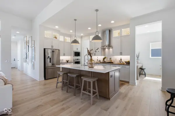 1260 Amberley WAY, Westfield, IN 46074