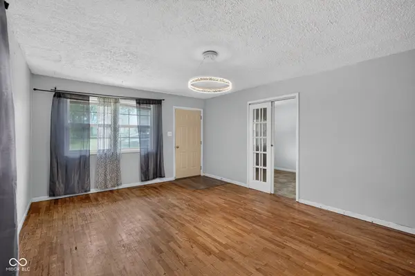 332 S Mcclure ST, Indianapolis, IN 46241