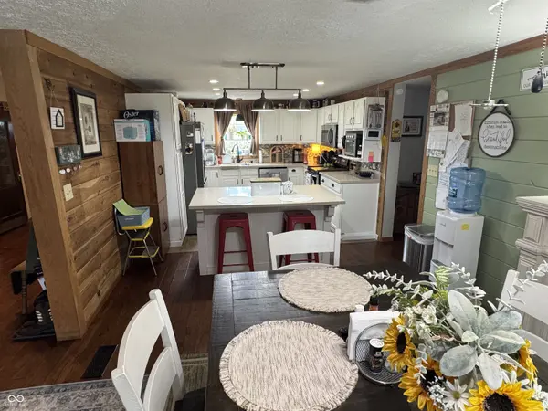 2831 N Graham RD, Franklin, IN 46131