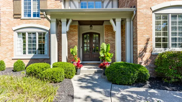 3274 Whispering Pines LN, Carmel, IN 46032