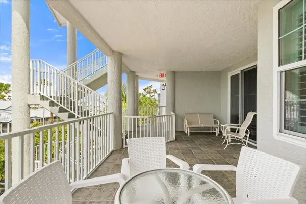1260 DOLPHIN BAY WAY #404, Sarasota, FL 34242