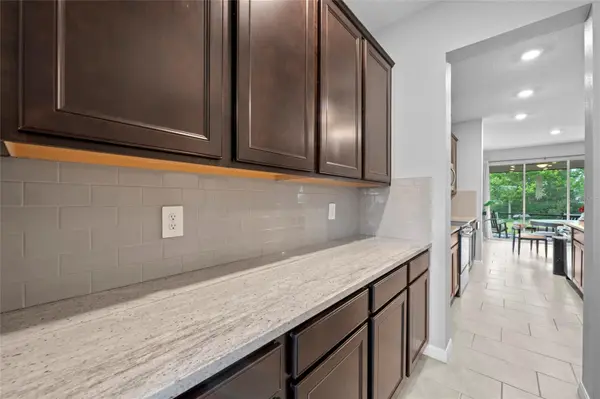 2136 MIDNIGHT PEARL DR, Sarasota, FL 34240