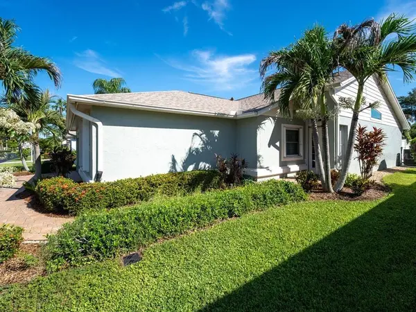 4322 EDENROSE WAY #86, Sarasota, FL 34235