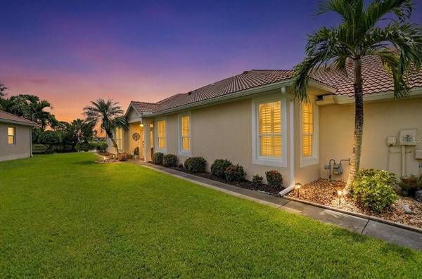 5037 WHISPERING OAKS DR, North Port, FL 34287