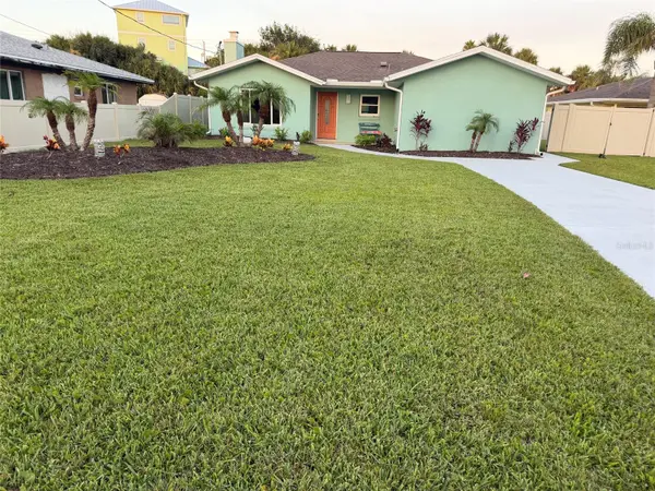 1946 N DAYTONA AVE, Flagler Beach, FL 32136