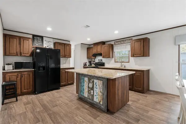 42215 BEECH AVE, Deland, FL 32720