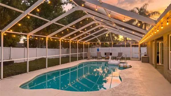 707 POWDER HORN ROW, Lakeland, FL 33809