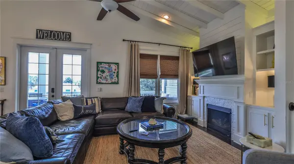 818 OCEAN AVE, New Smyrna Beach, FL 32169