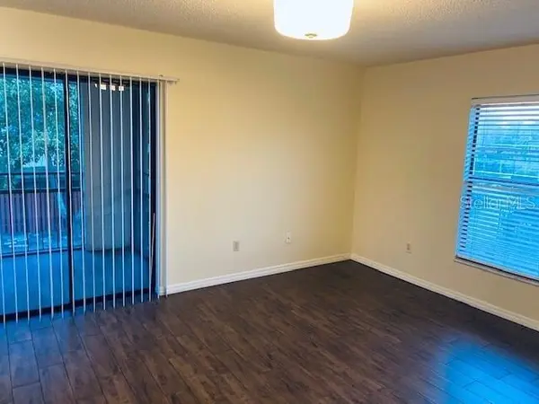 1604 SUNSIDE SQ #33, Orlando, FL 32807
